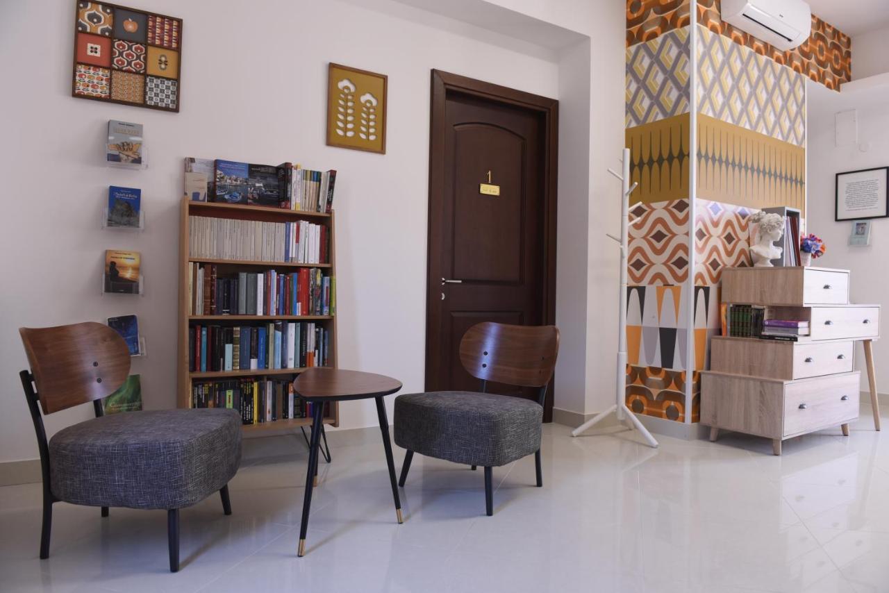 Palazzo Galifi Hotel Paterno  Luaran gambar