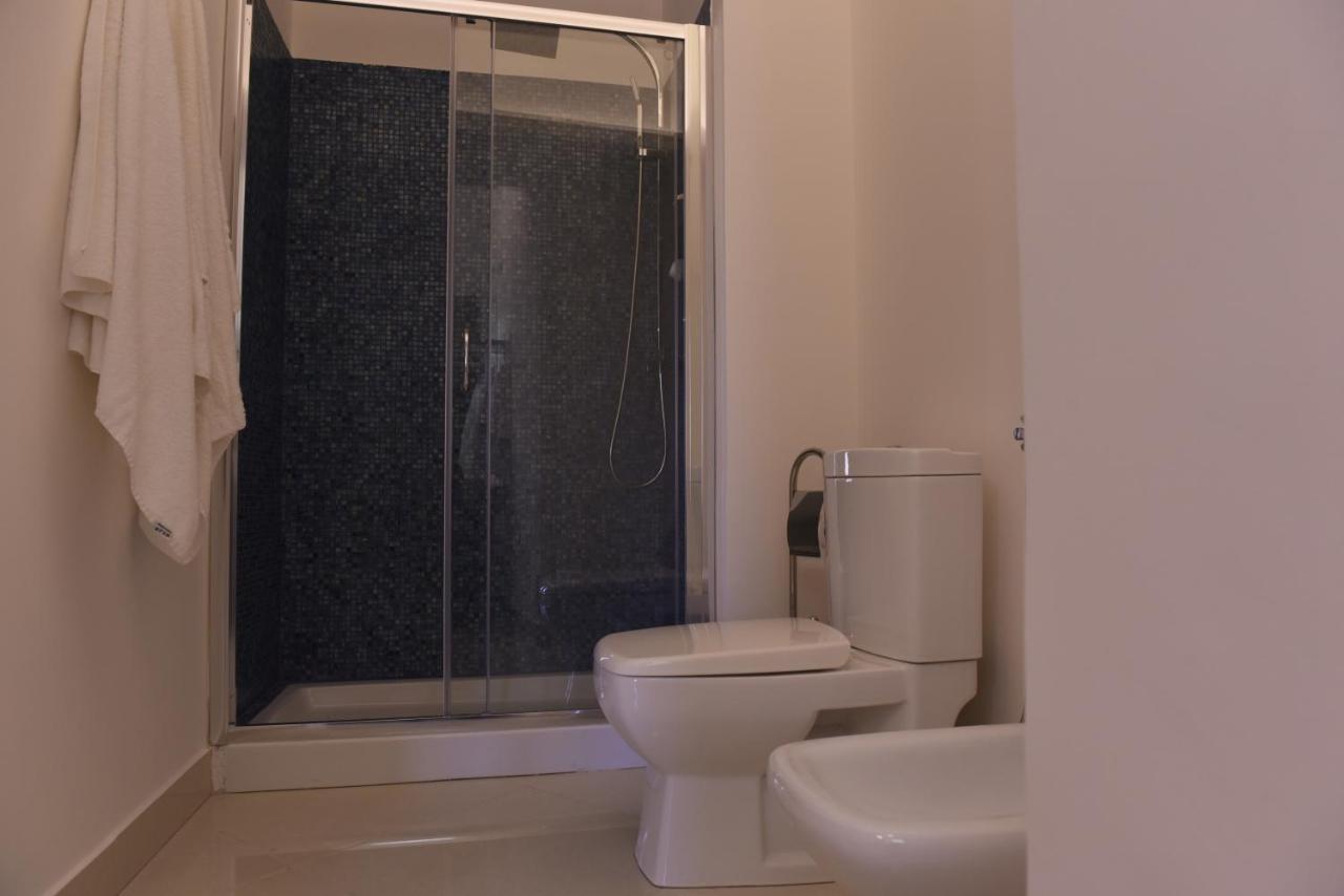 Palazzo Galifi Hotel Paterno  Luaran gambar