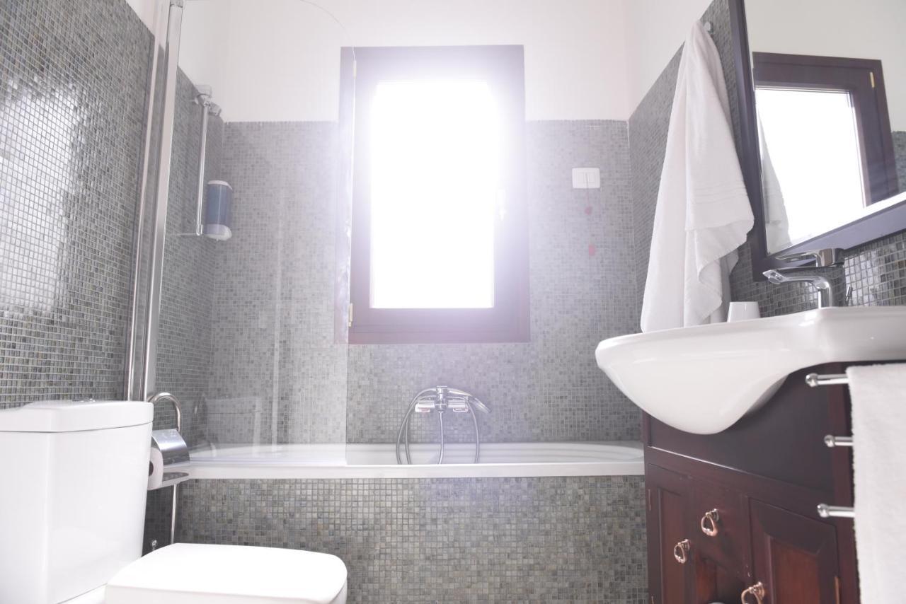Palazzo Galifi Hotel Paterno  Luaran gambar